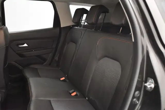 Dacia Duster view 14