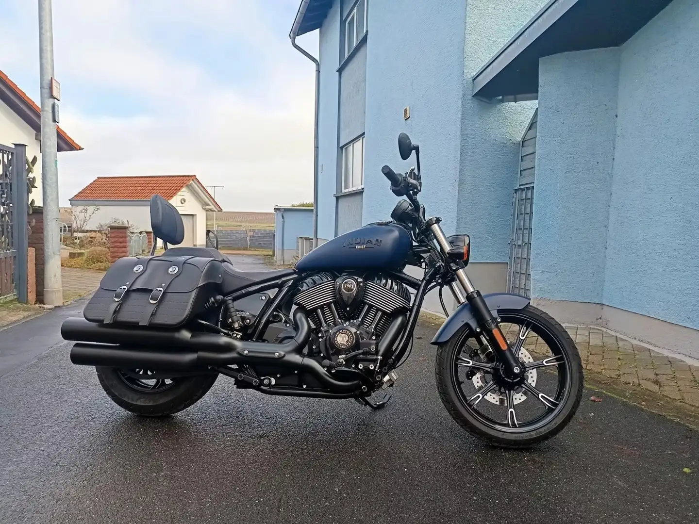 Indian Chief Dark Horse - 1