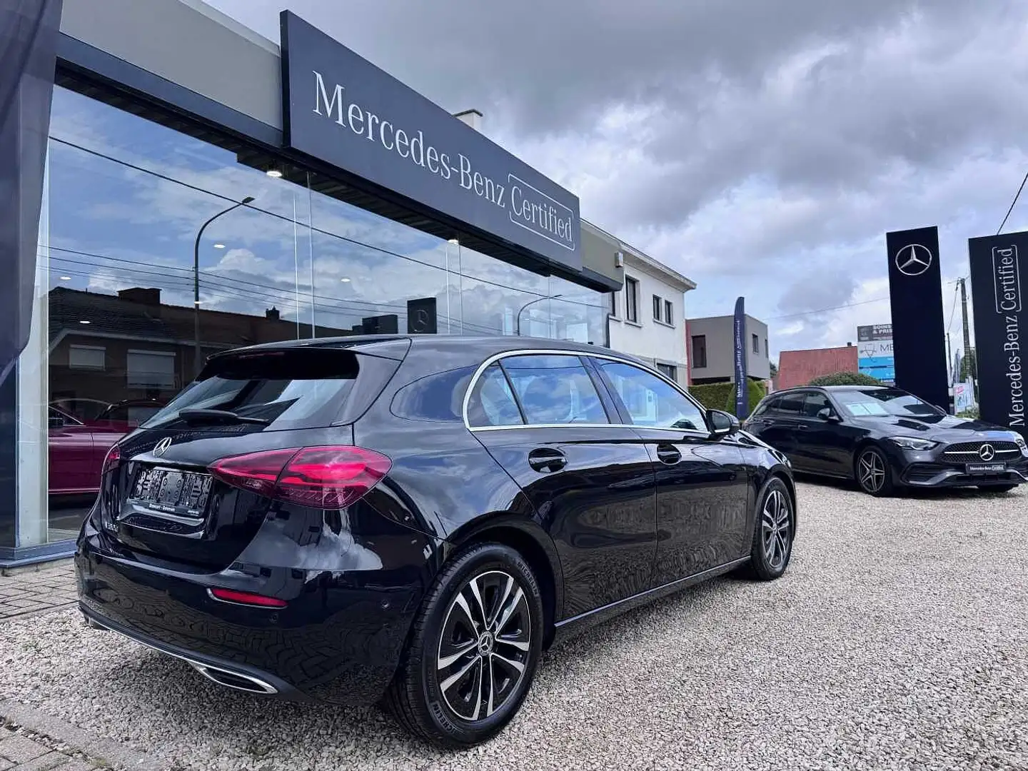 Mercedes-Benz A 180 d Business Line Negro - 2