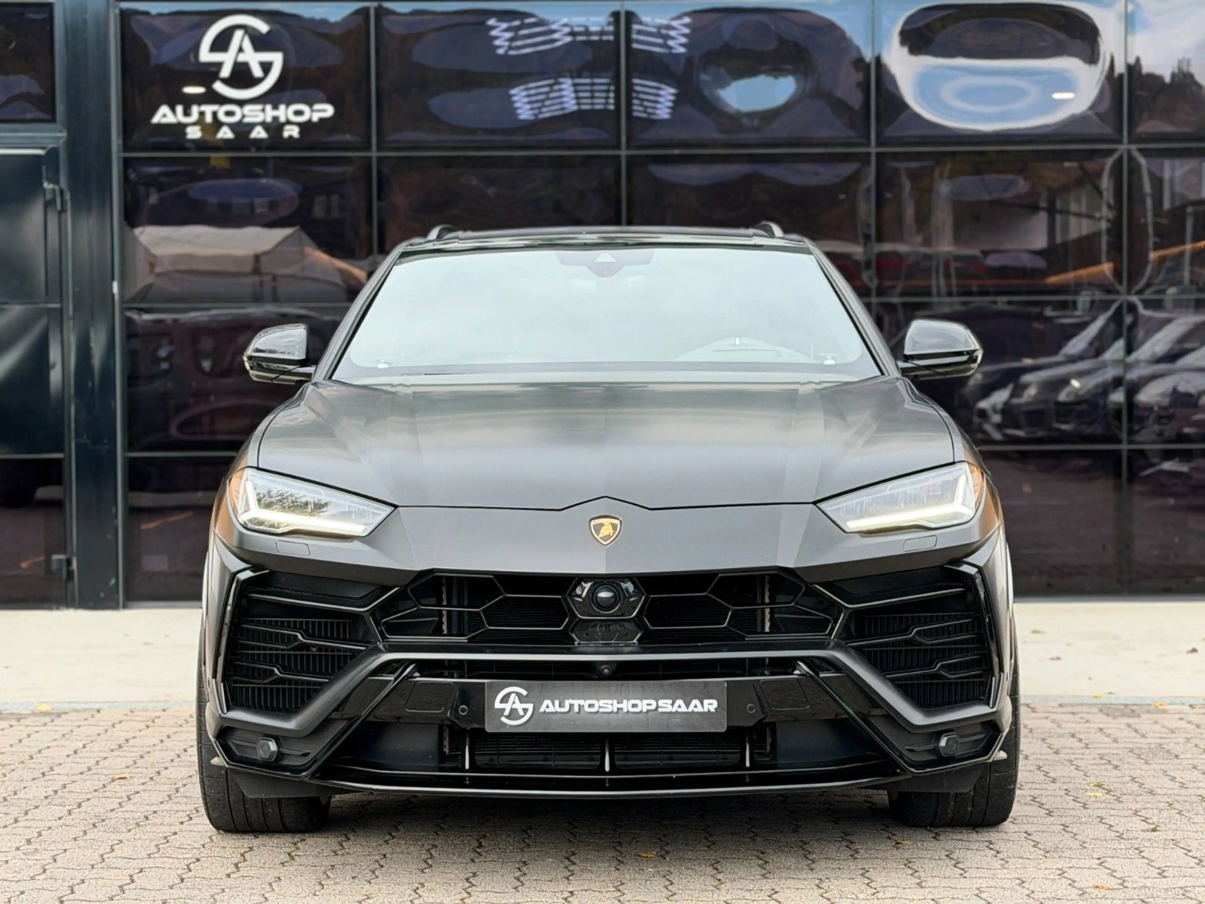 Lamborghini Urus 4.0 V8 Autom. MwSt/23-Zoll/B&O/360°/PANO — photo 7