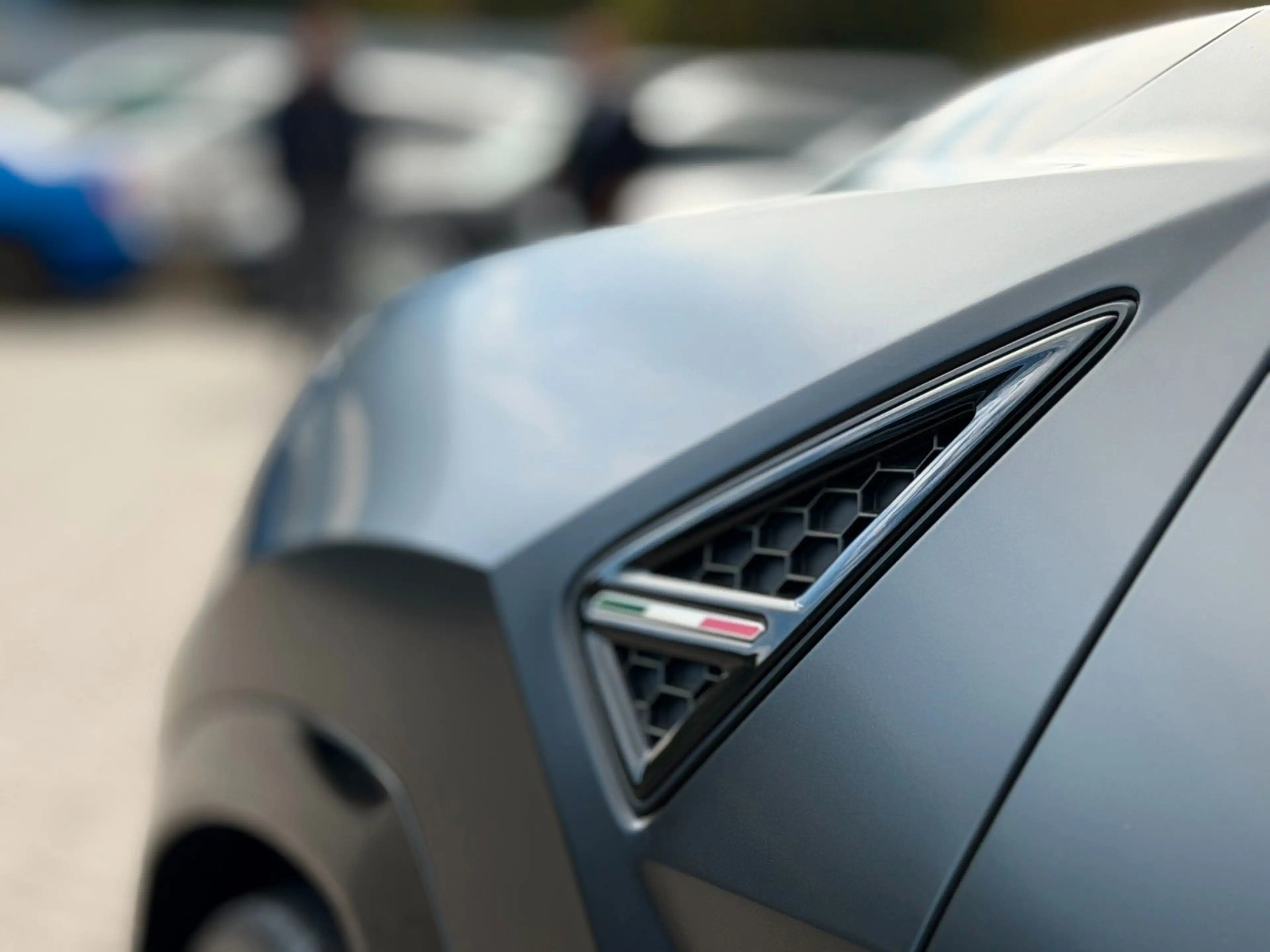 Lamborghini Urus 4.0 V8 Autom. MwSt/23-Zoll/B&O/360°/PANO — photo 9