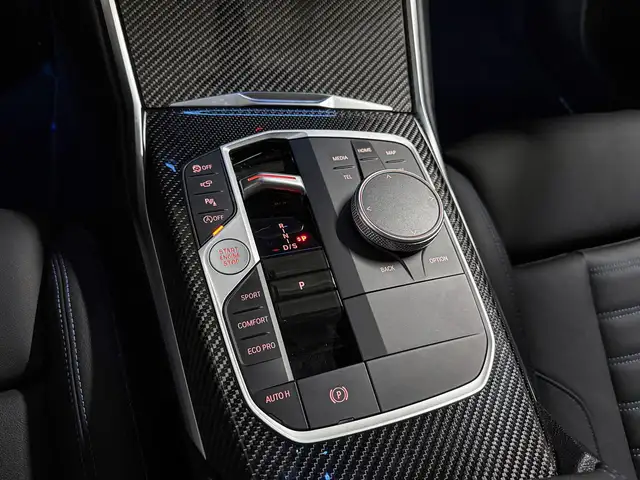 BMW 3 Series view 14