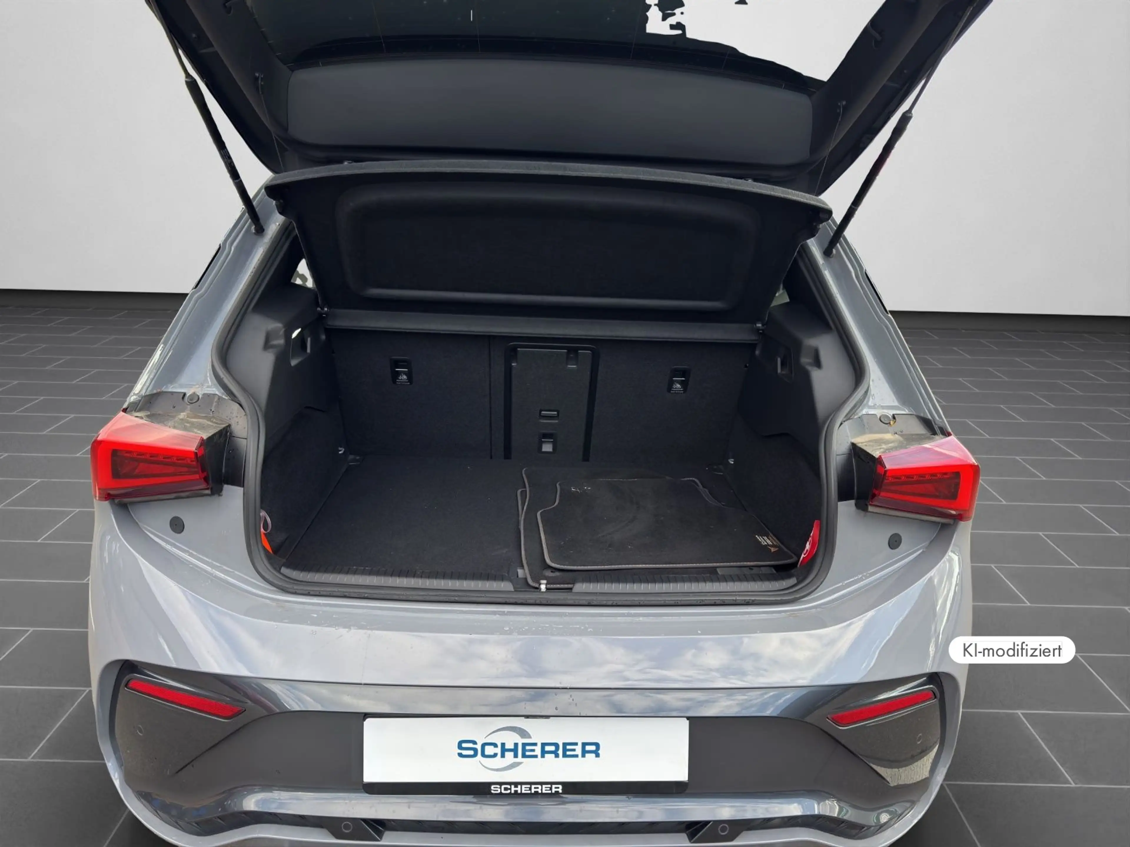 CUPRA Born PANO KAMERA BEATS — photo 15