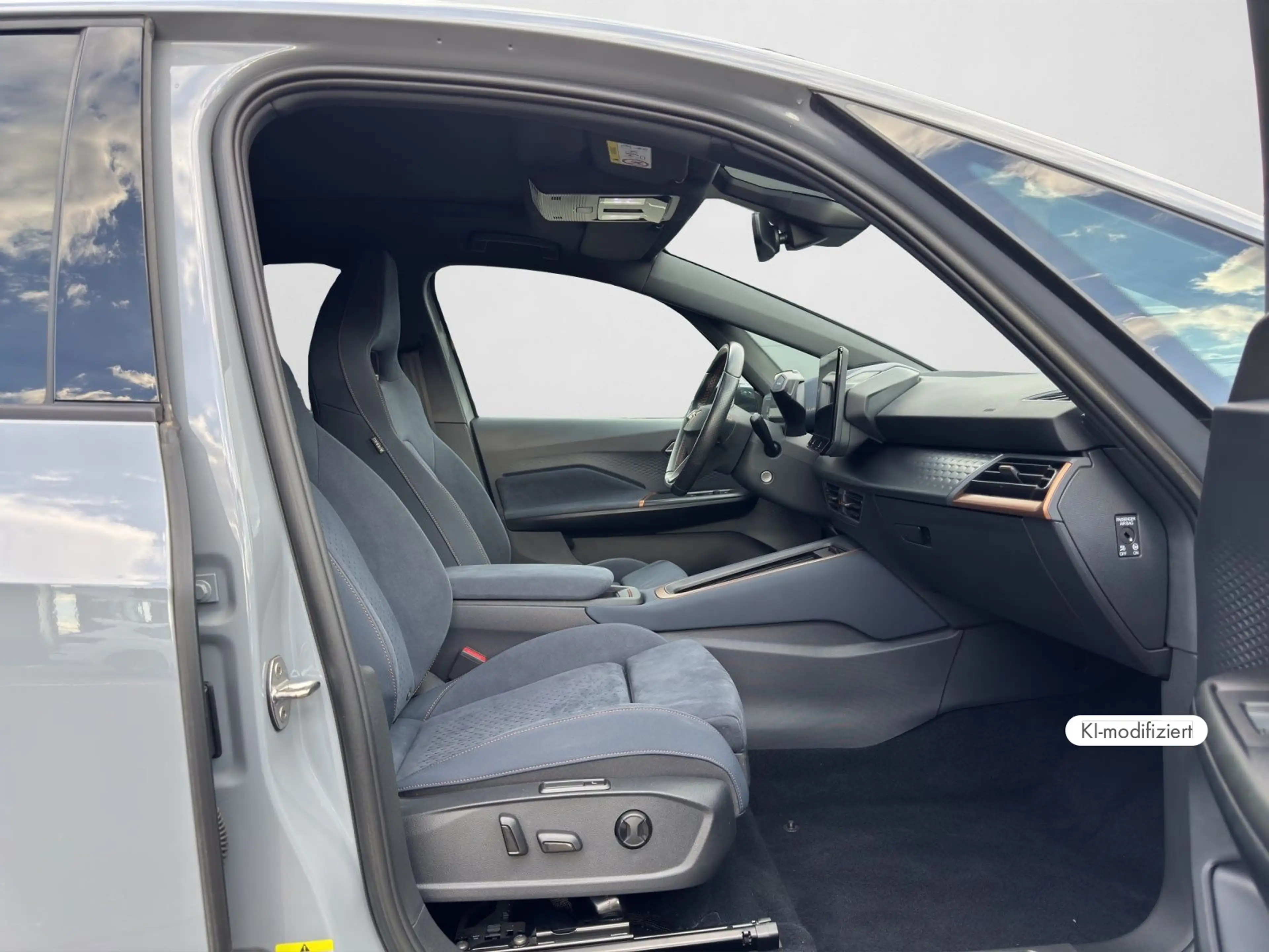 CUPRA Born PANO KAMERA BEATS — photo 4