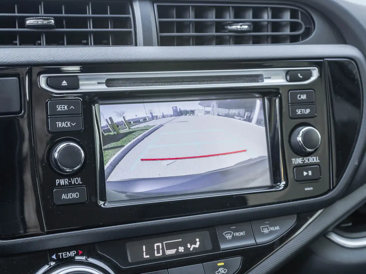 Toyota Prius c снимка Toyota Prius c