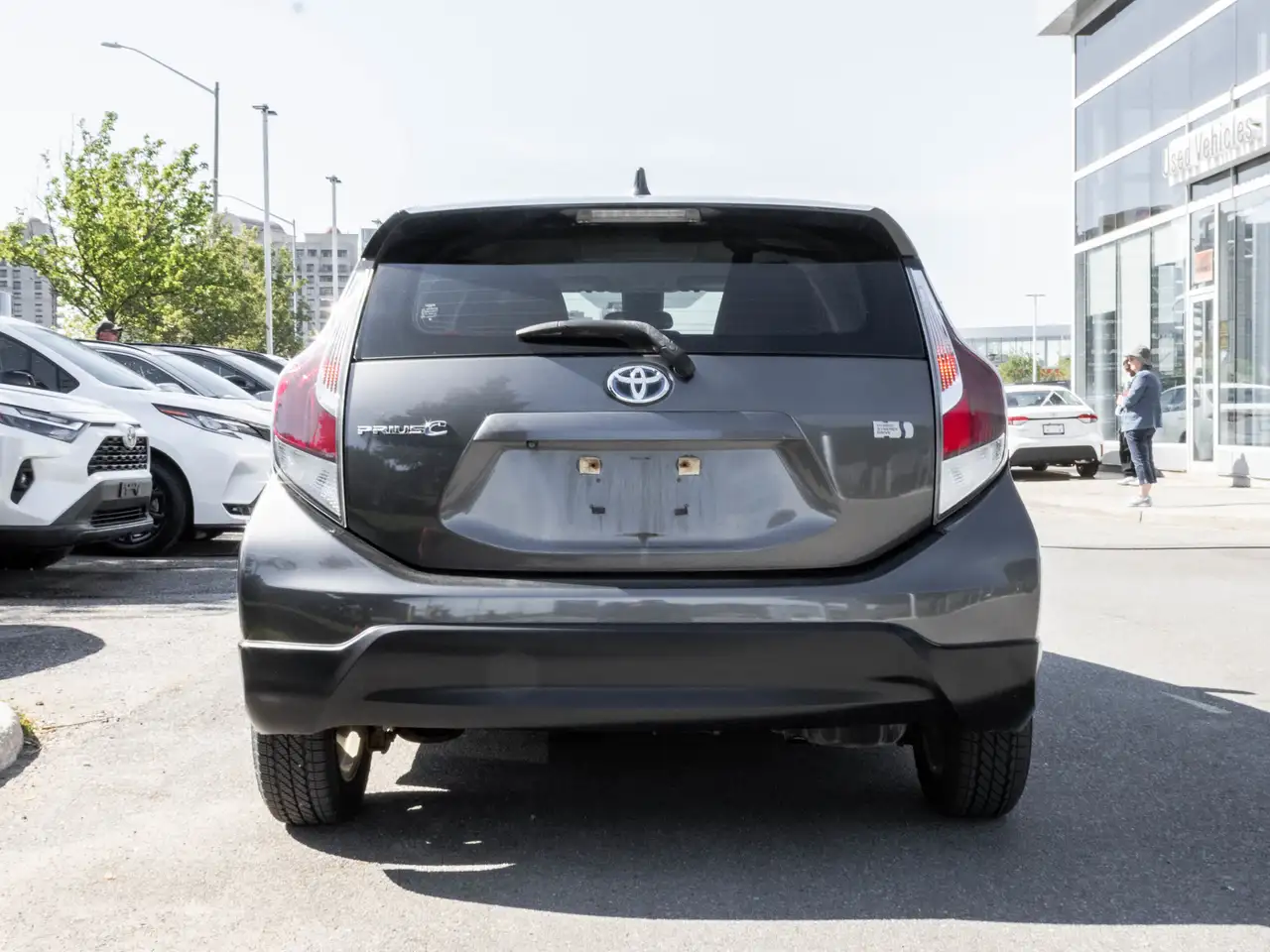Toyota Prius c снимка Toyota Prius c