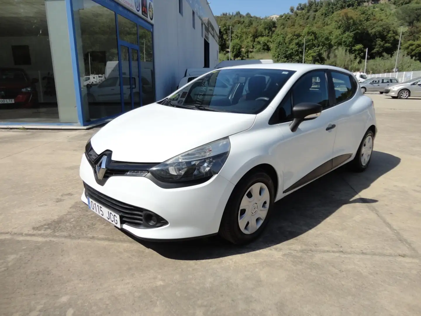 Renault Clio 1.5dCi eco2 Energy Business 75 Weiß - 1