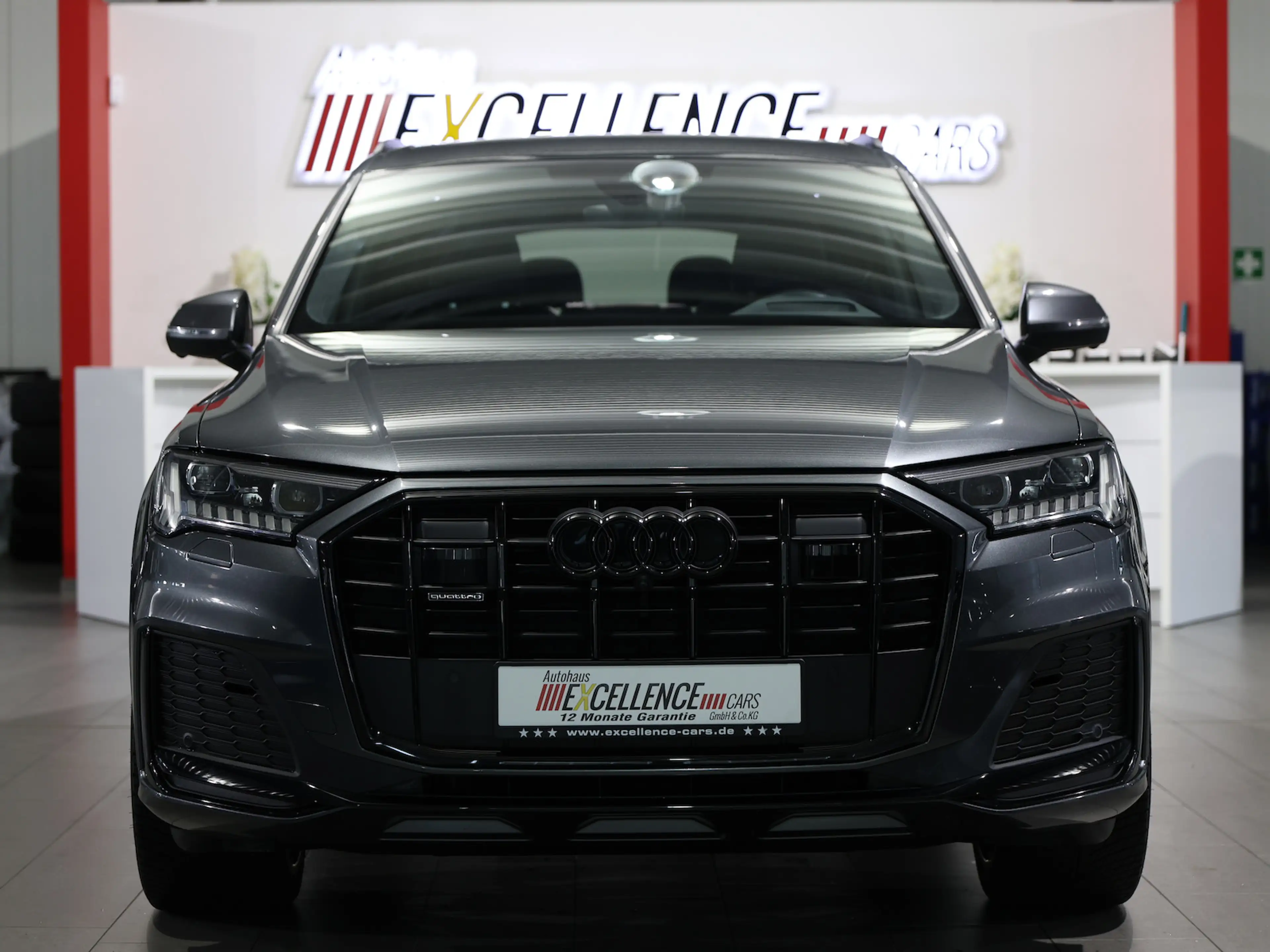Audi Q7 50 TDI Q S-LINE SPORT PLUS BLACK / 7-SITZER / — photo 6