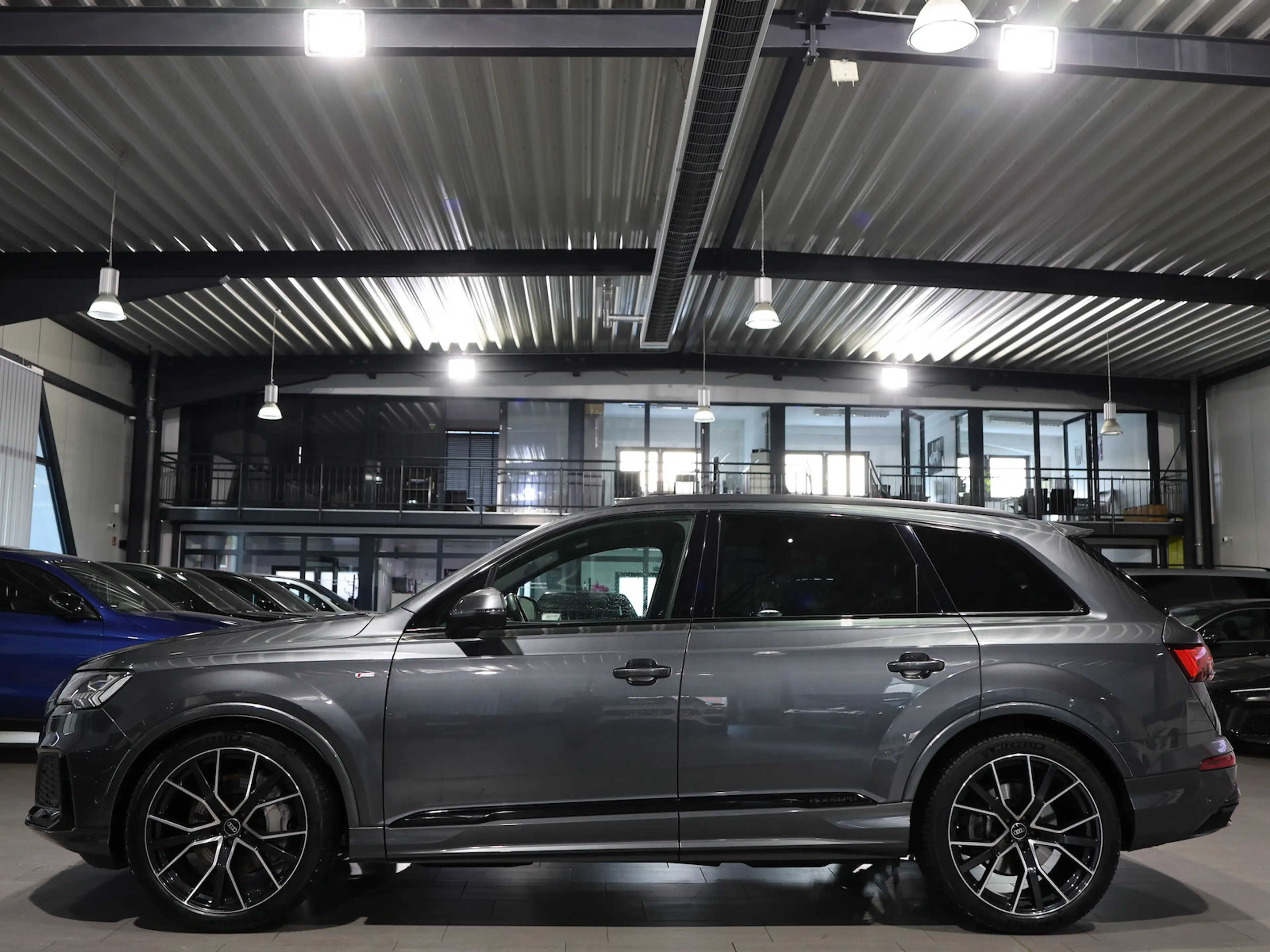 Audi Q7 50 TDI Q S-LINE SPORT PLUS BLACK / 7-SITZER / — photo 7