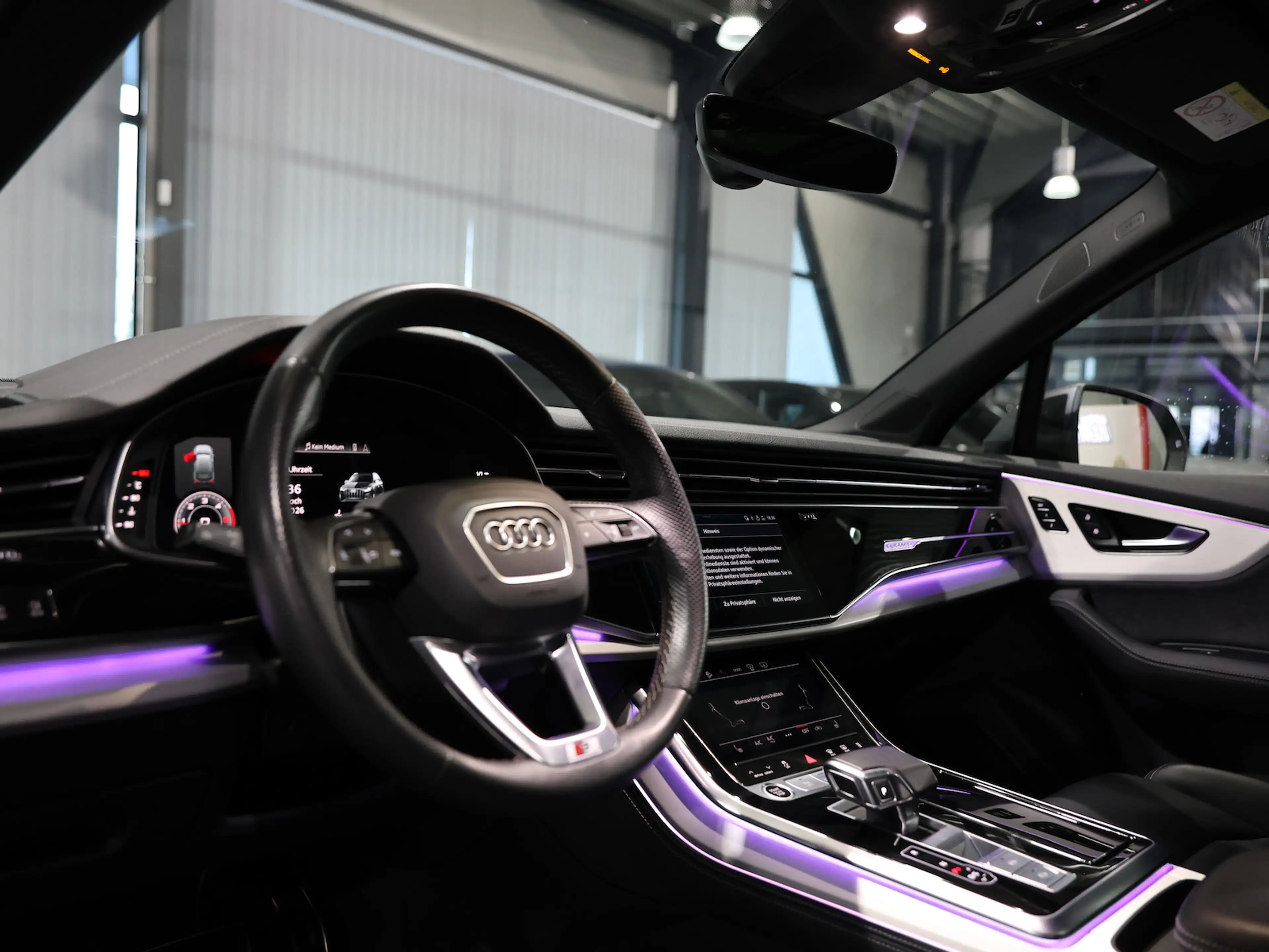 Audi Q7 50 TDI Q S-LINE SPORT PLUS BLACK / 7-SITZER / — photo 13