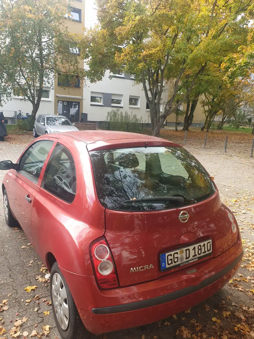 Nissan Micra Rot - 2