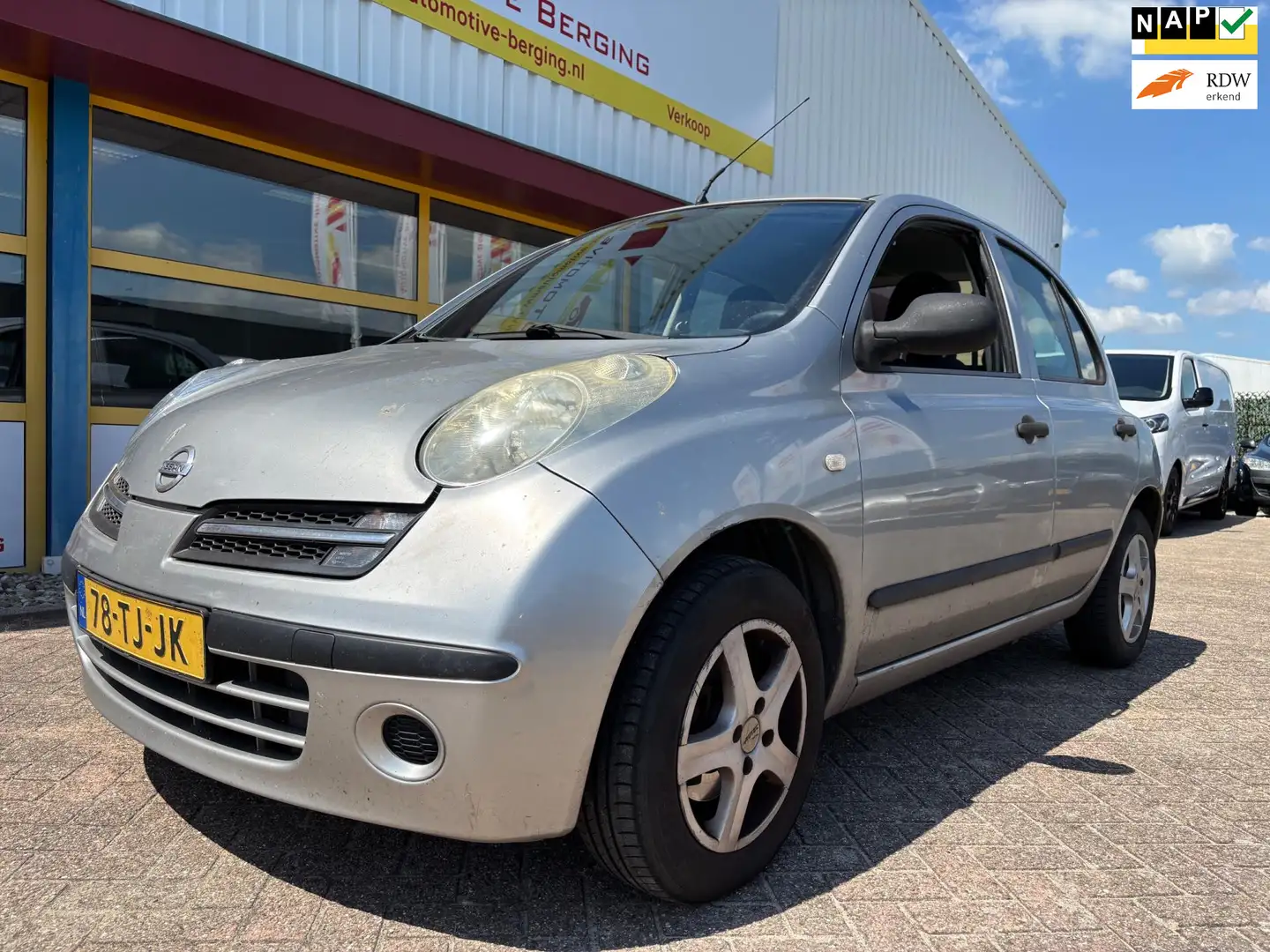 Nissan Micra 1.2 Visia AIRCO Gris - 1