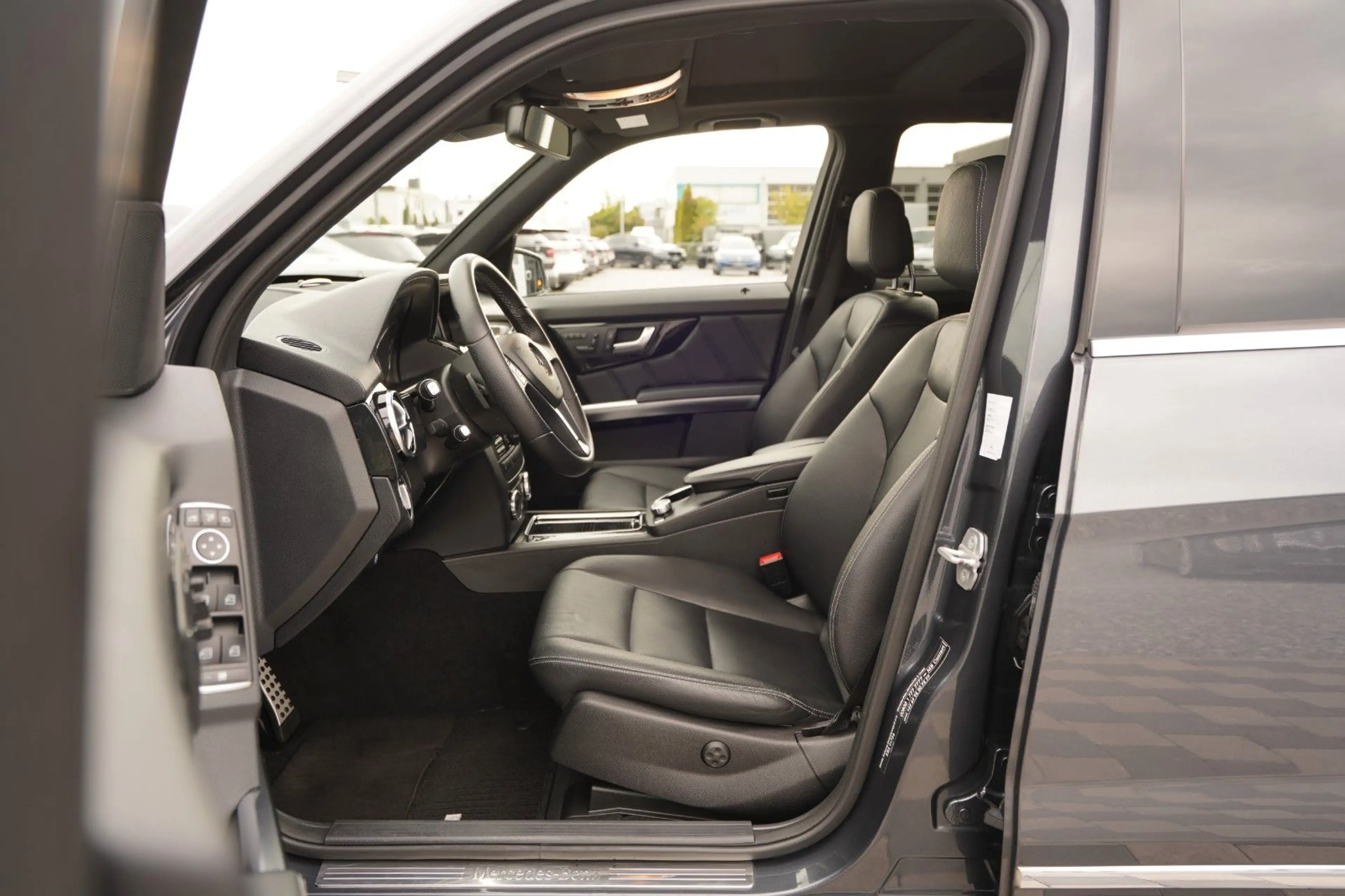 Mercedes-Benz GLK 350 CDI BE 4Matic*AMG*Leder*Kamera*AHK*20".. — photo 12