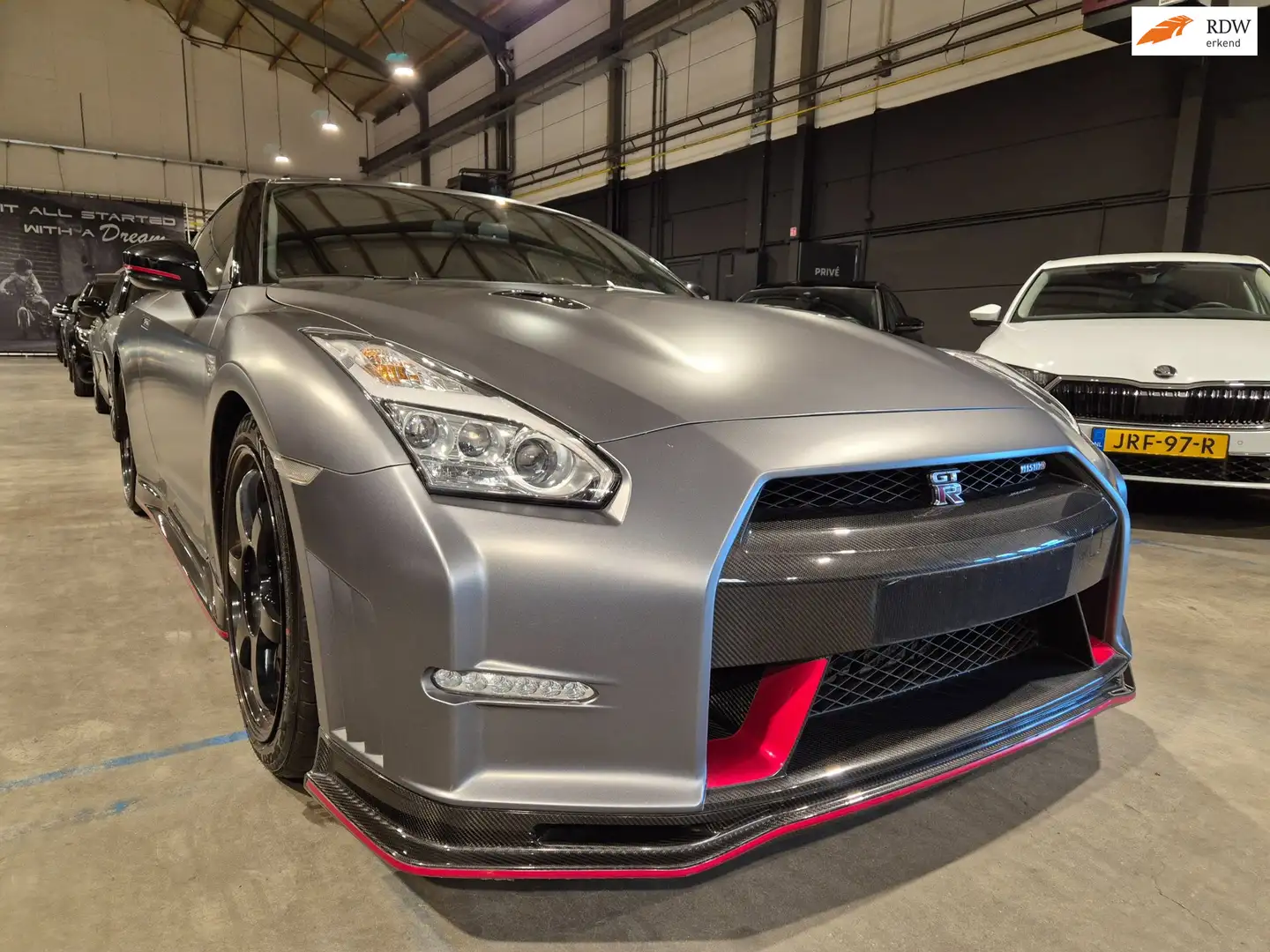 Nissan GT-R 3.8 V6 NISMO Stealth Grey - 600 pk - Carbon Aeropa Grau - 1