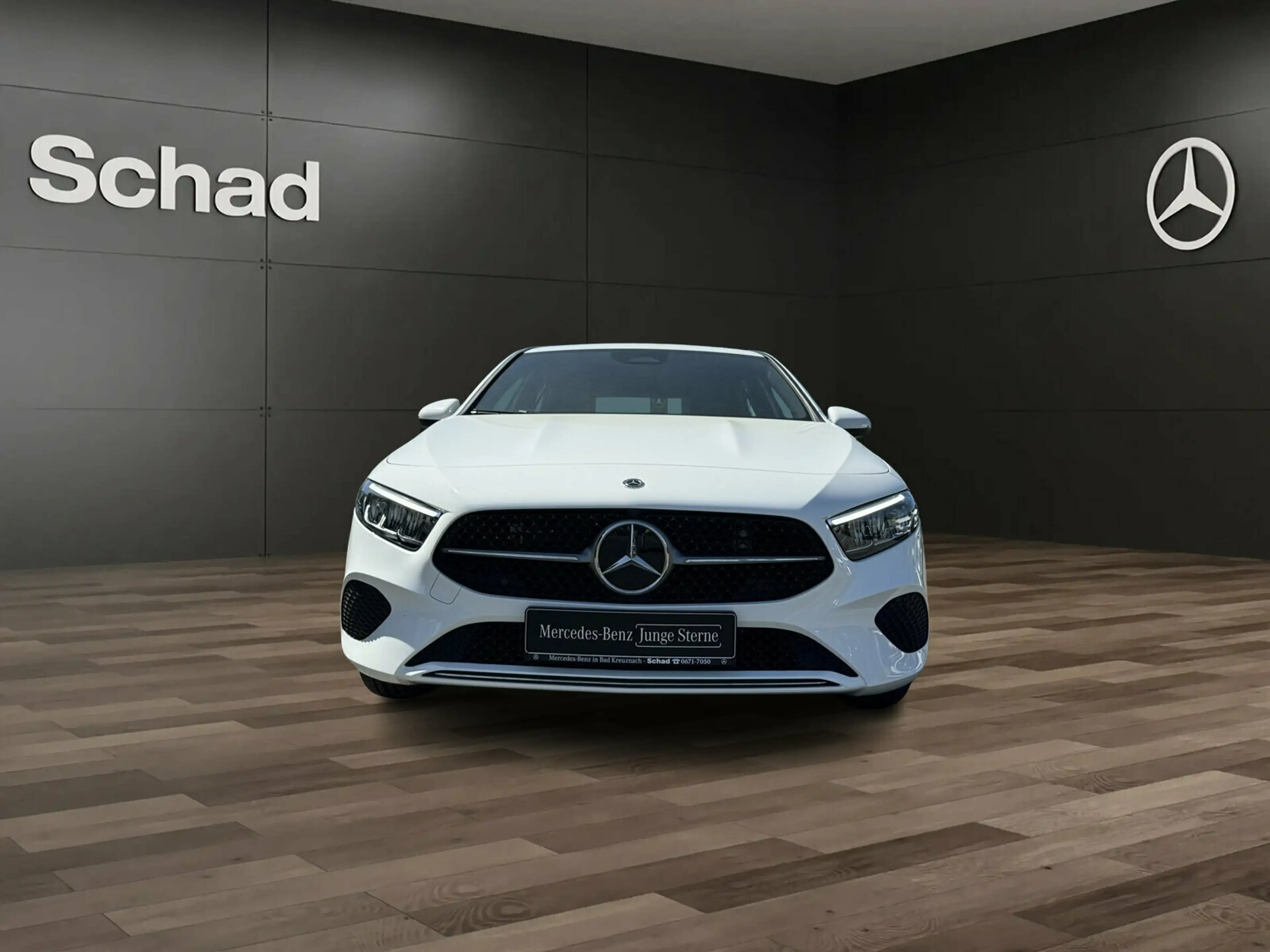 Mercedes-Benz A 180 A 180 PROGRESSIV NAVI+LED+KAM+CARPLAY+ASSIST+SHZ — photo 2