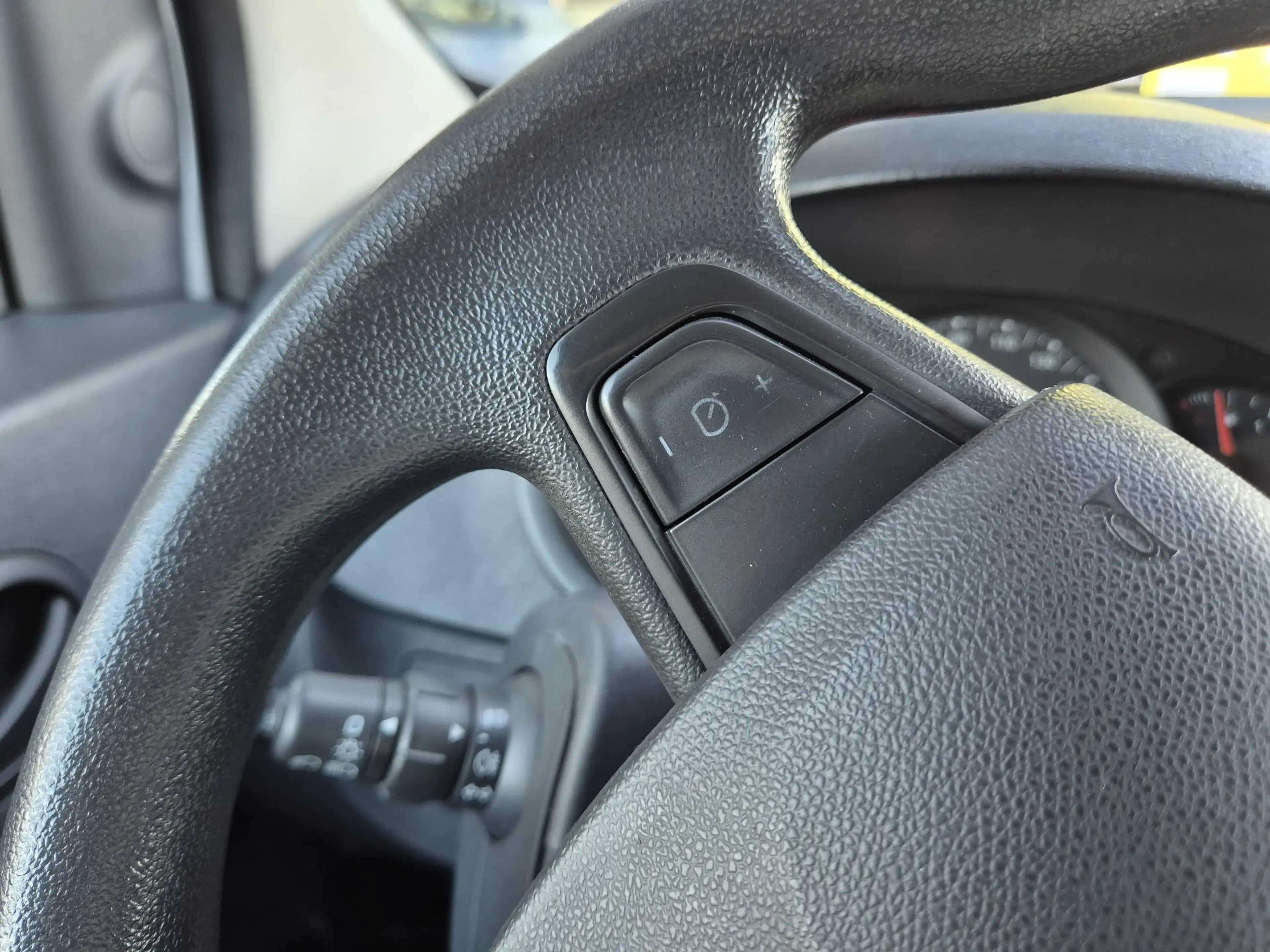 Renault Kangoo 1.5 dCi 90 Energy Luxe — photo 15