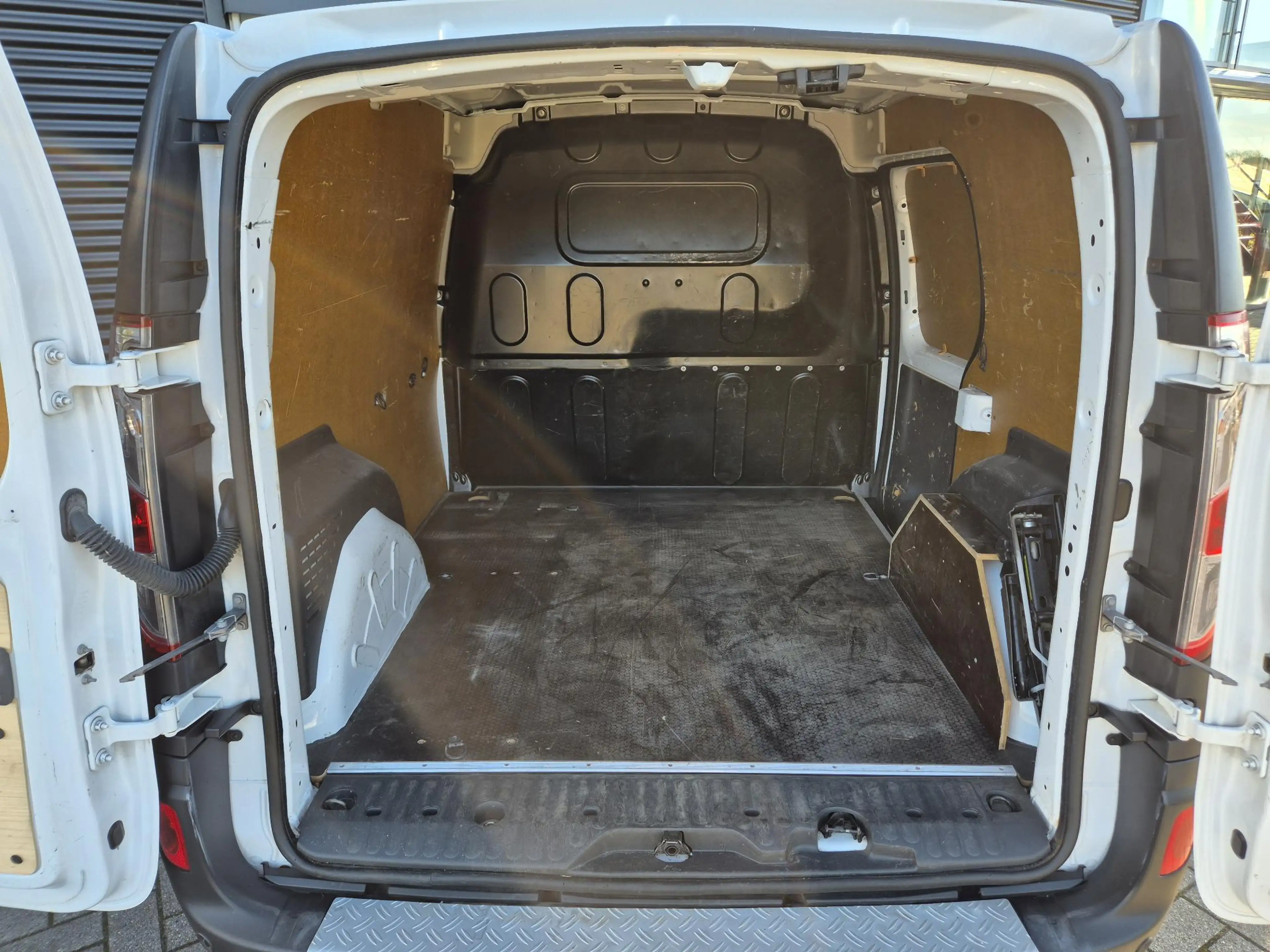 Renault Kangoo 1.5 dCi 90 Energy Luxe — photo 11