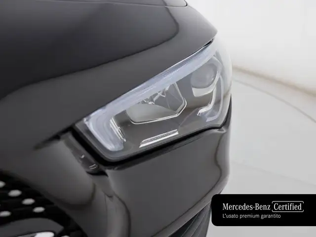 Mercedes-Benz Cla view 8