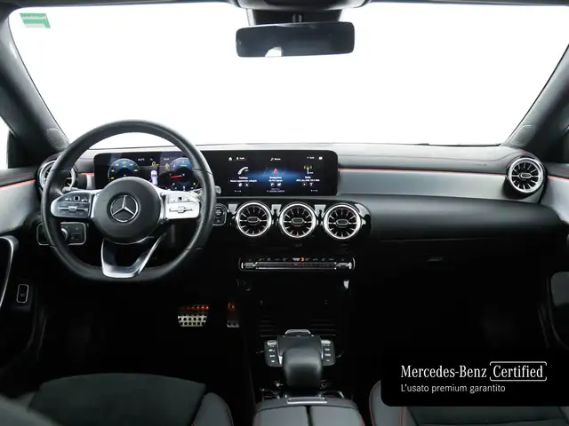 Mercedes-Benz Cla view 9