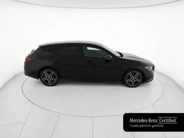 Mercedes-Benz Cla view 5