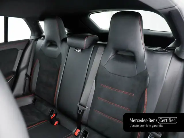 Mercedes-Benz Cla view 14
