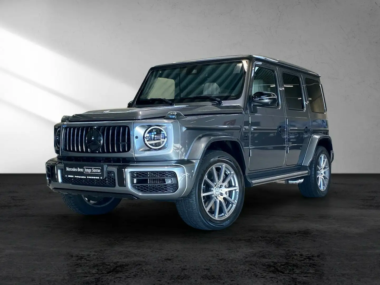 Mercedes-Benz G 63 AMG Mercedes-AMG G 63 SUPERIOR Distr Standh 360° SHD Grau - 2