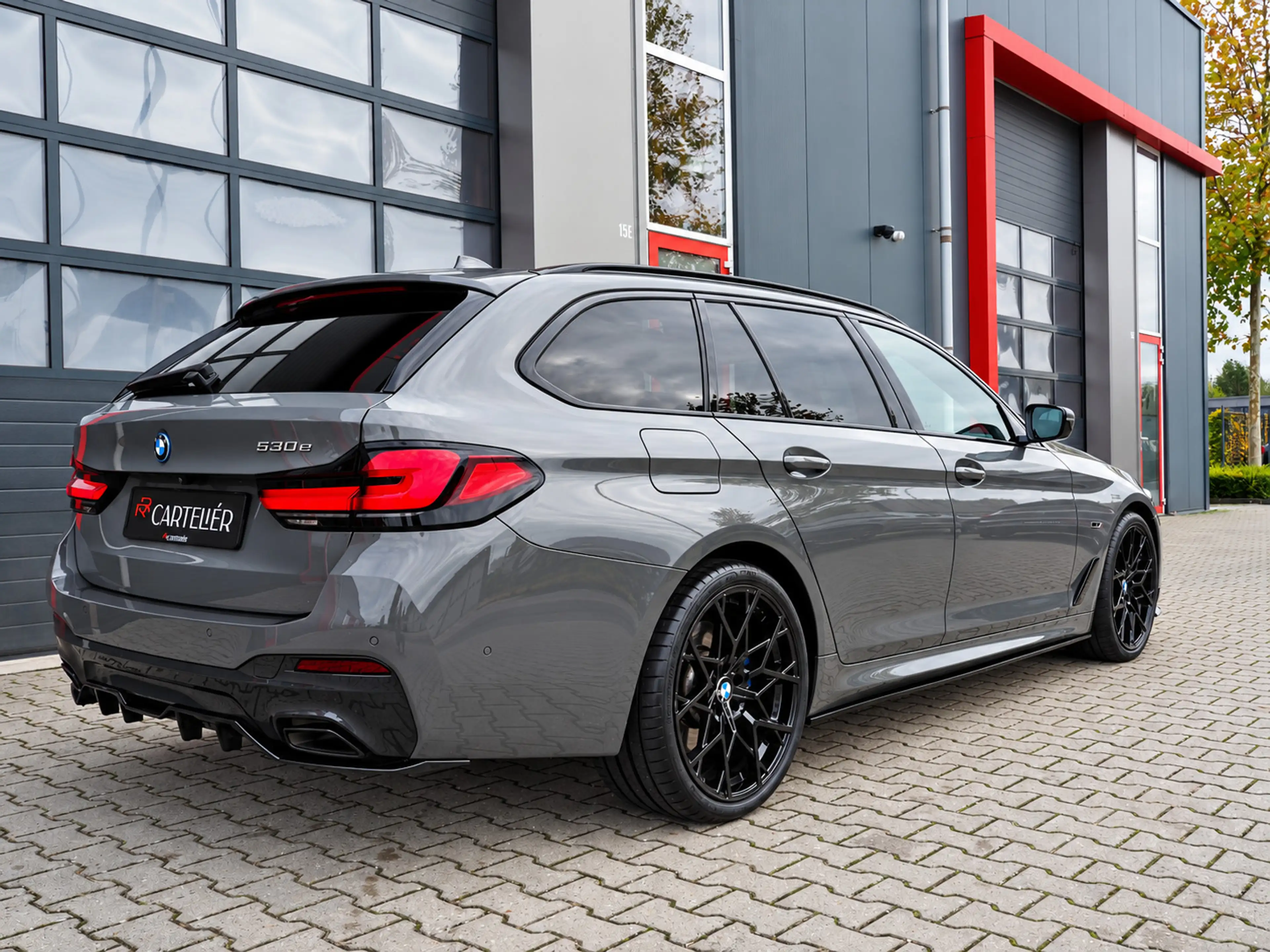 BMW 530 5-serie Touring 530e M-Sport | 530e M-Sport | Lase — photo 3