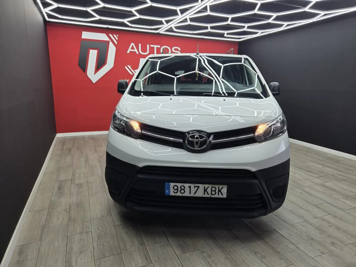 Toyota Proace Shuttle Compact 1.6D 6pl. 115 Blanco - 2
