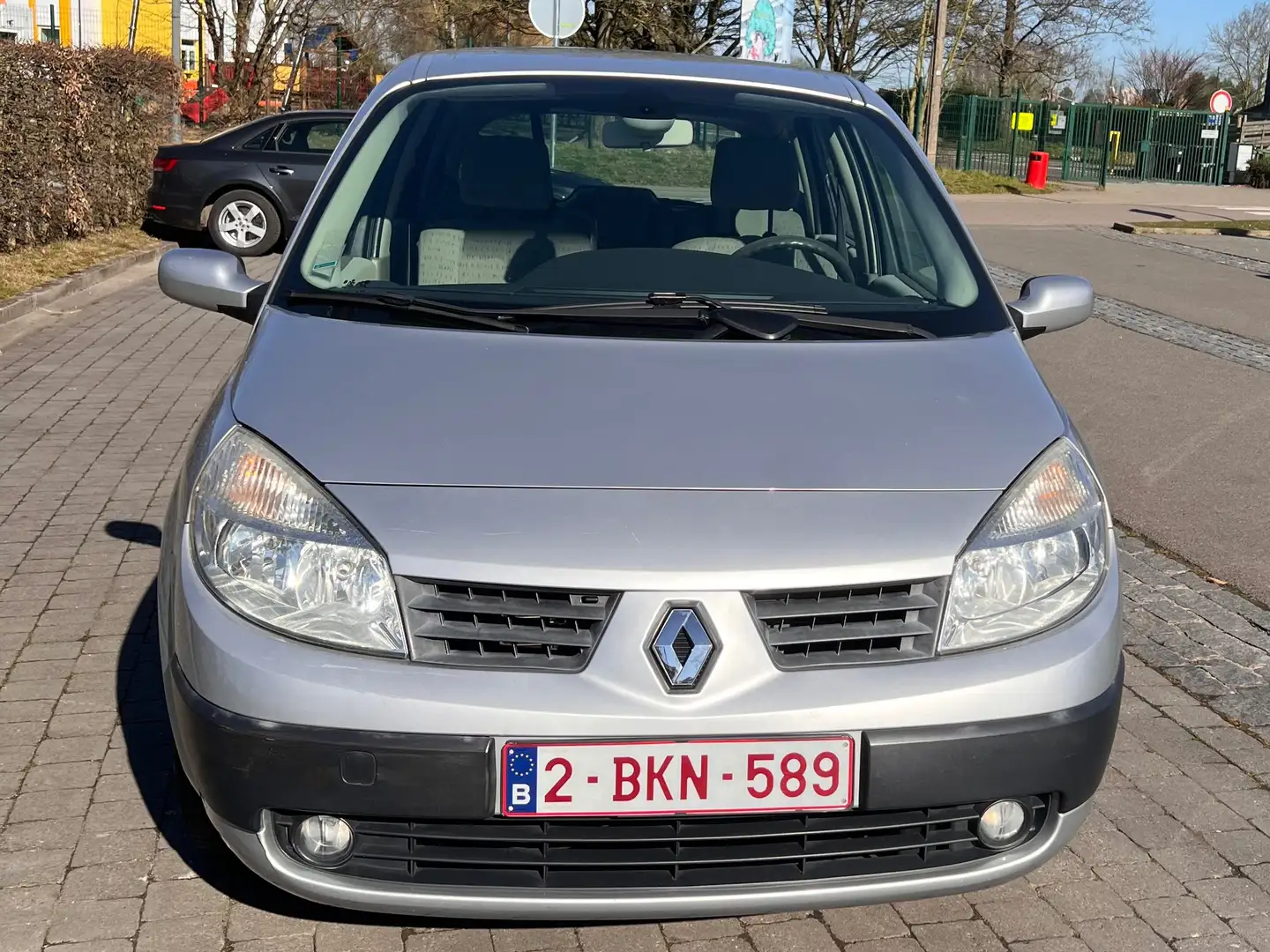 Renault Scenic Scenic 1.5 dCi Zilver - 1