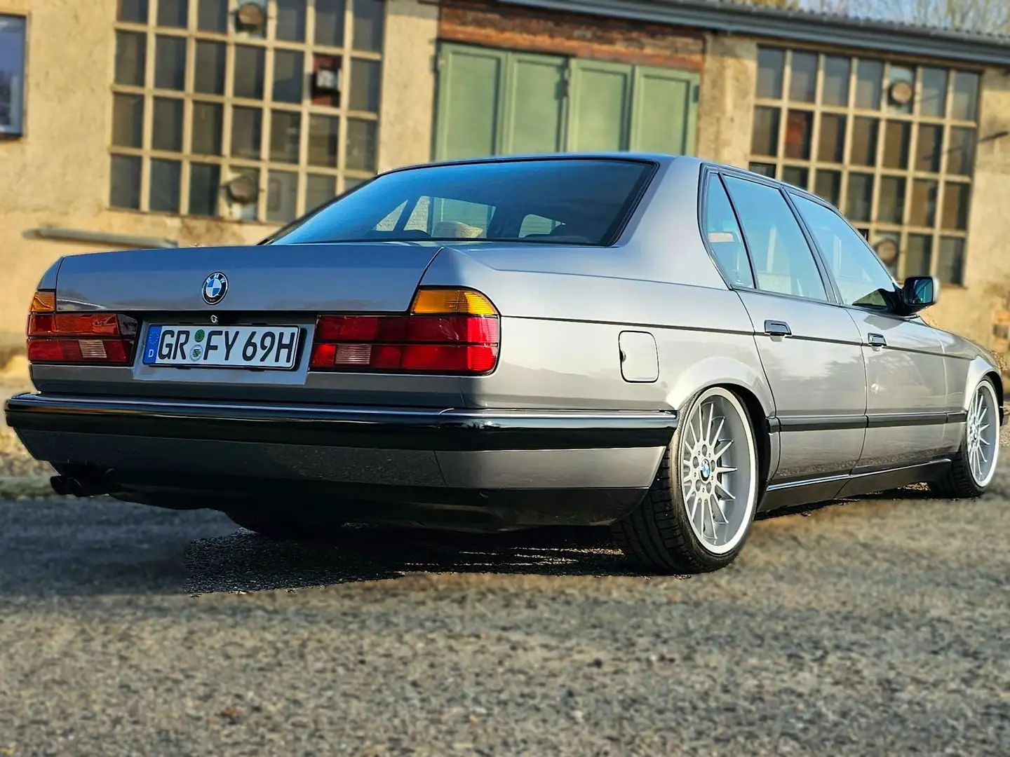 BMW 735 735i Grey - 2