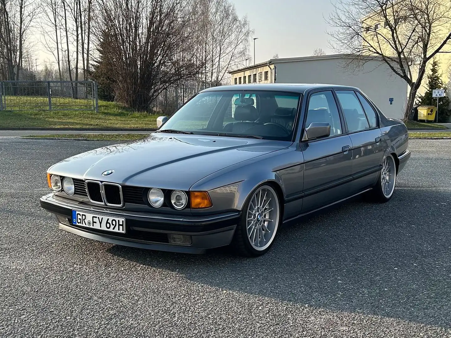 BMW 735 735i Grey - 1