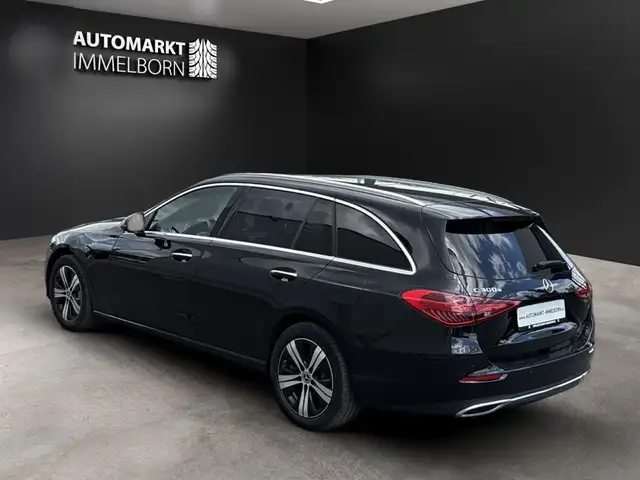 Mercedes-Benz C-Class view 5