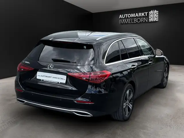 Mercedes-Benz C-Class view 11
