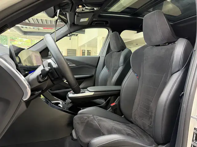 BMW X1 view 13