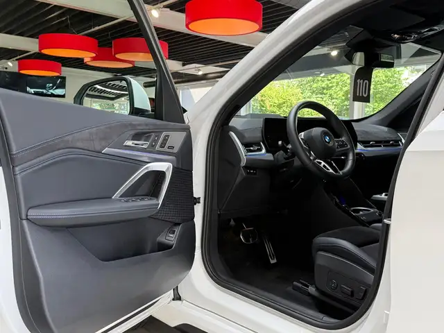 BMW X1 view 10