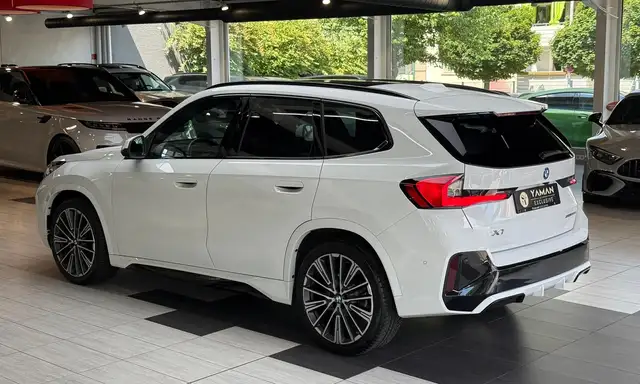 BMW X1 view 7