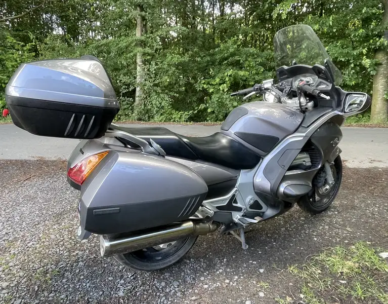 Honda ST 1300 Pan-European - foto 5