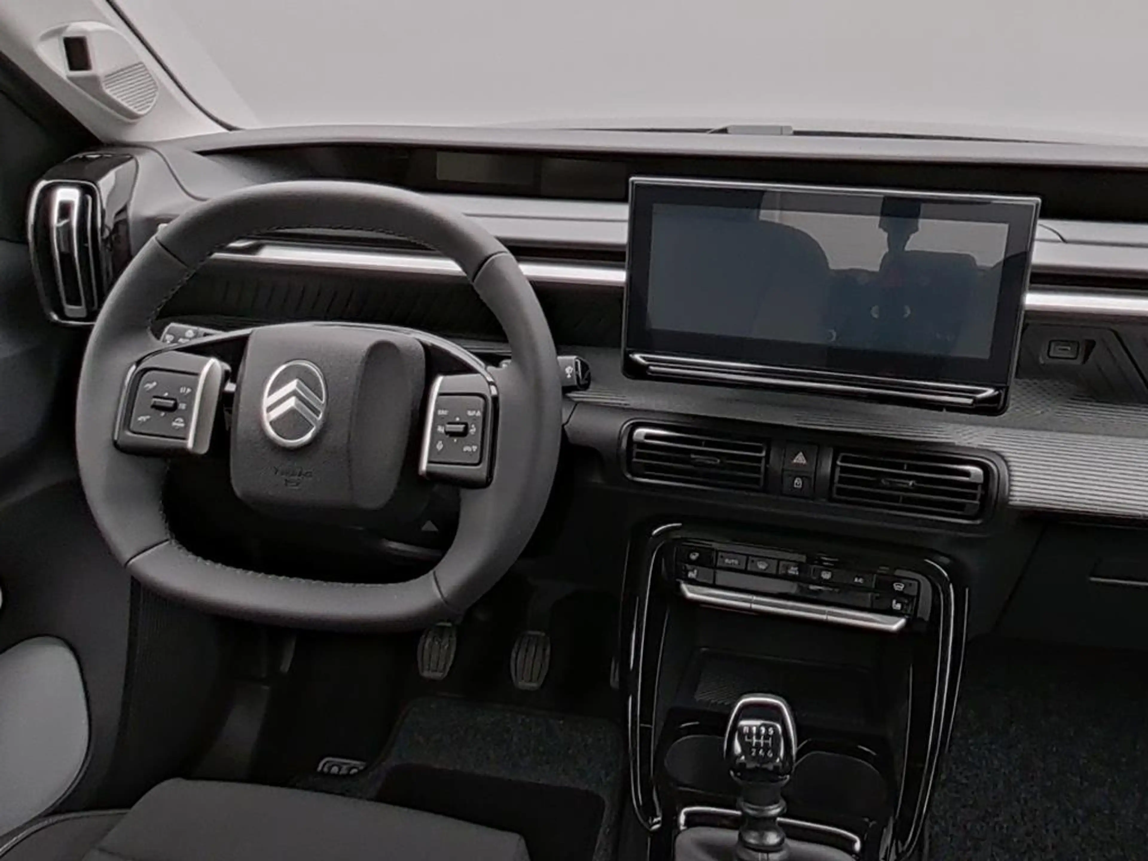 Citroen C3 Turbo 100 S&S Plus — photo 12