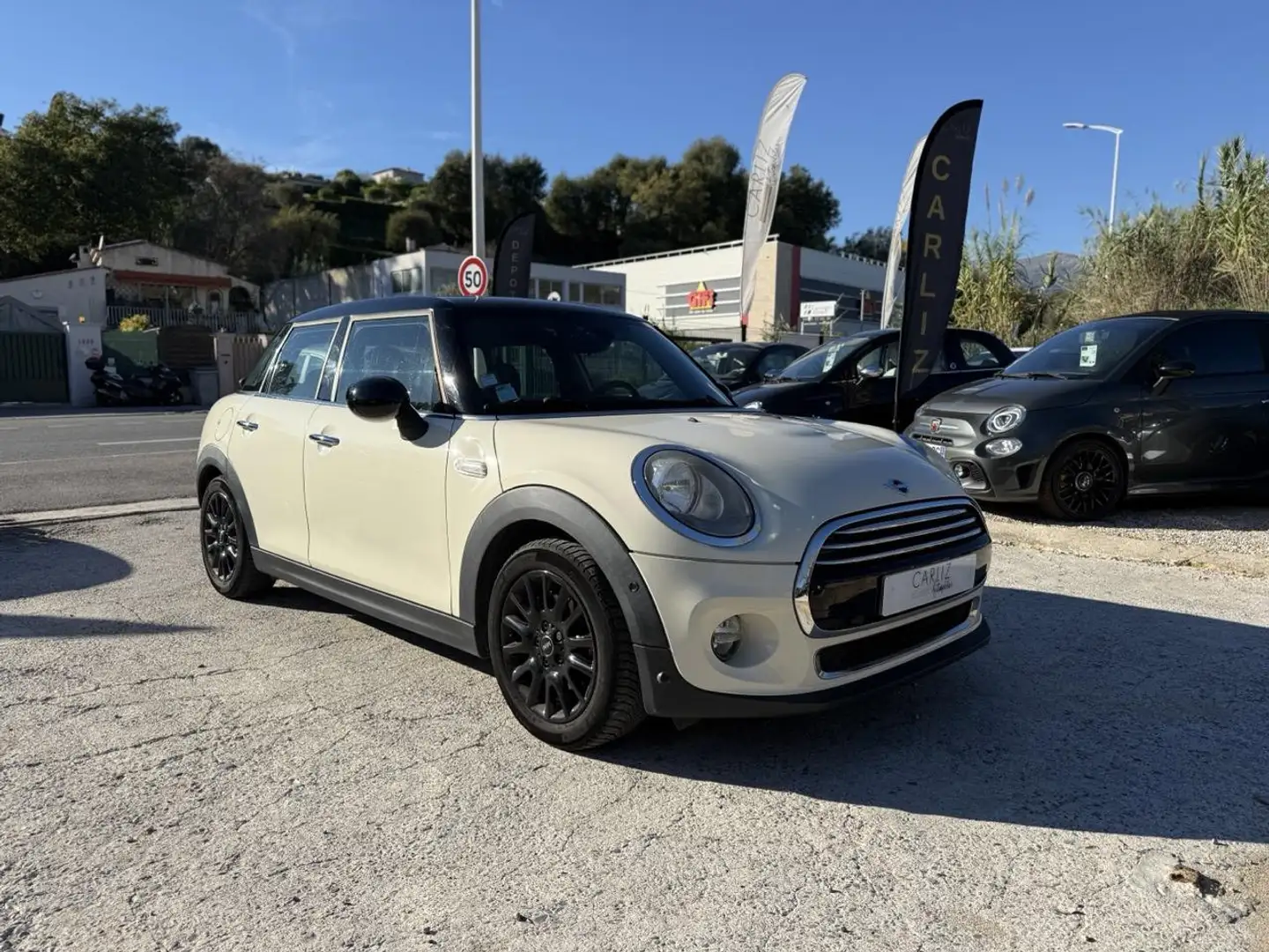 MINI Cooper Mini III (F55) Cooper 1.5 136cv 5 portes BVA Wit - 1