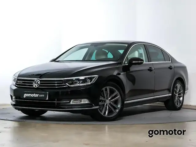 Volkswagen Passat SPORT 2.0 TDI SCR DSG 4WD 240 4P