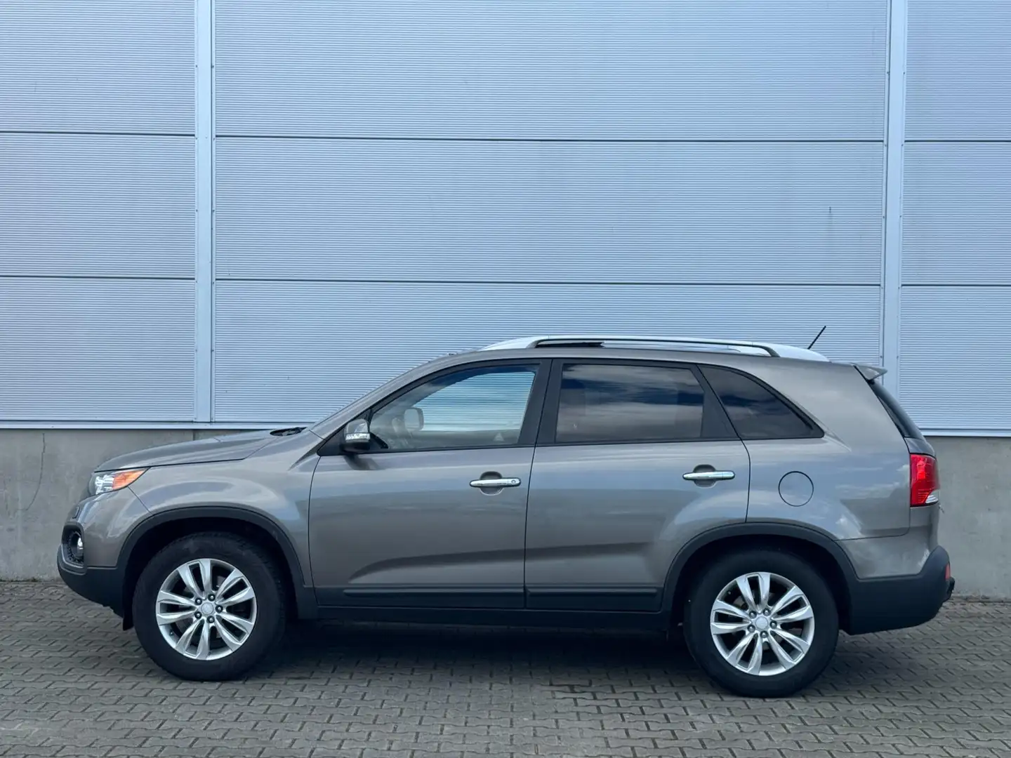 Kia Sorento 2.4 X-clusive CLIMA|NAVI|PANO|CRUISE|LEER|NAP| Grijs - 2
