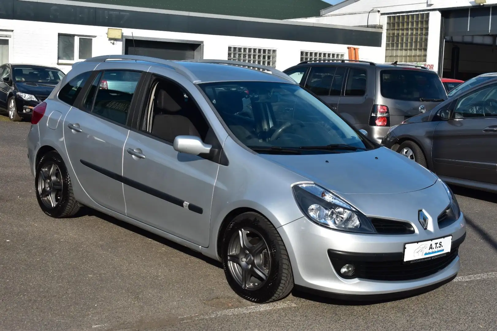 Renault Clio Grandtour Edition Dynamique LPG*PDC*ZR NEU Grau - 2