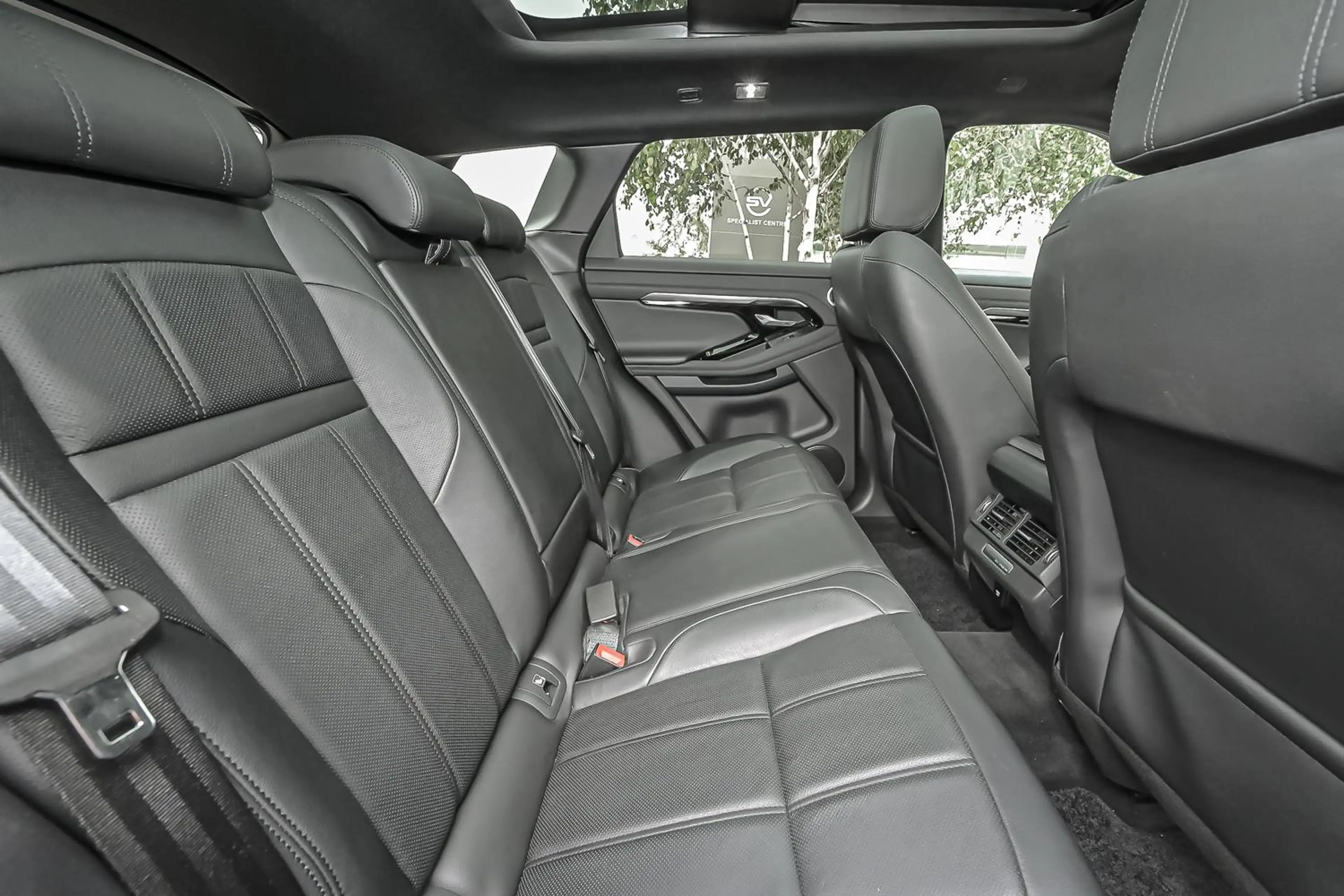 Land Rover Range Rover Evoque D150 R-Dynamic S AWD Auto. 20.5MY — photo 8