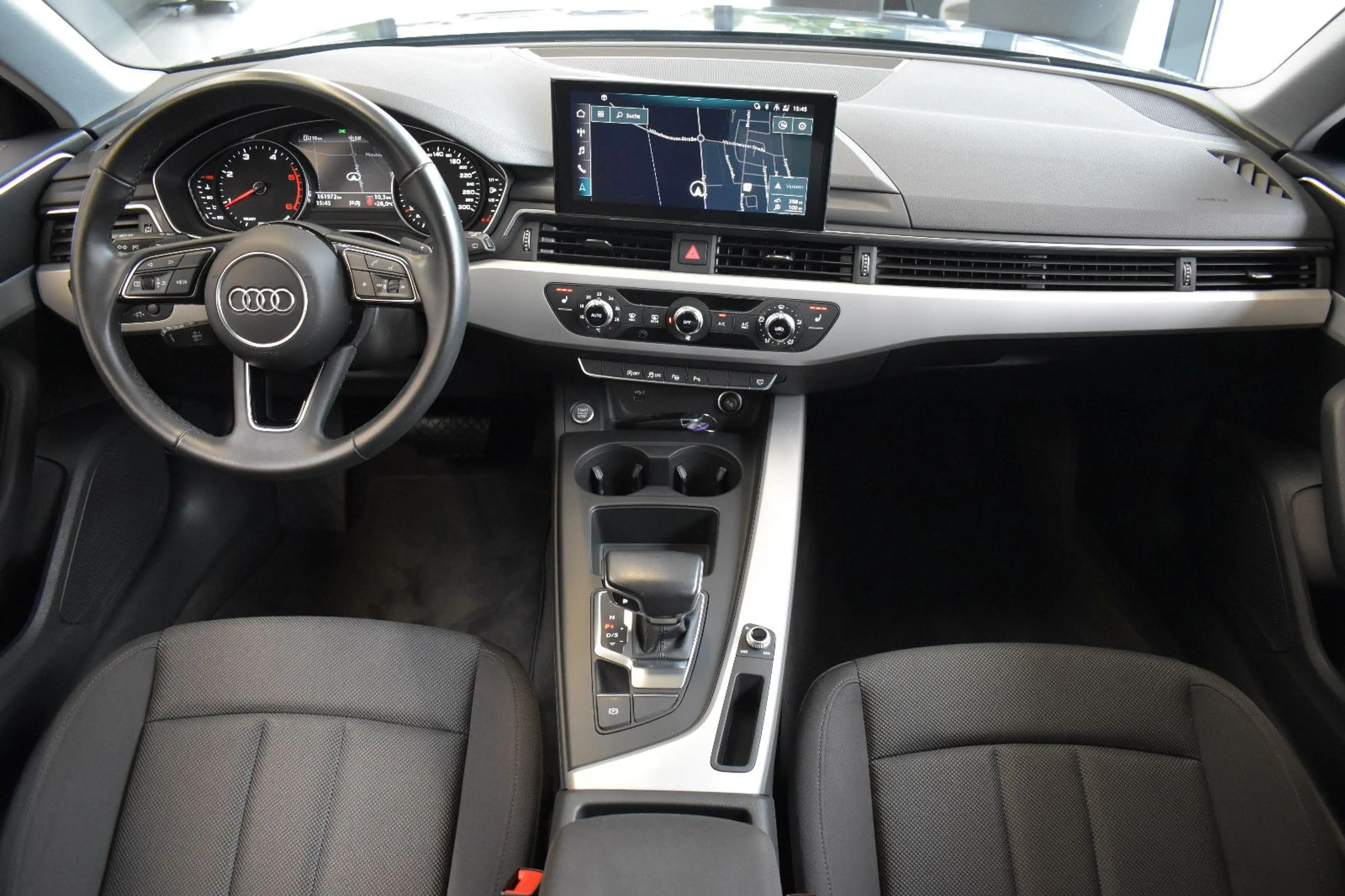 Audi A4 30TDI Avant S-tronic LED~Navi3D~PDC~DAB — photo 3