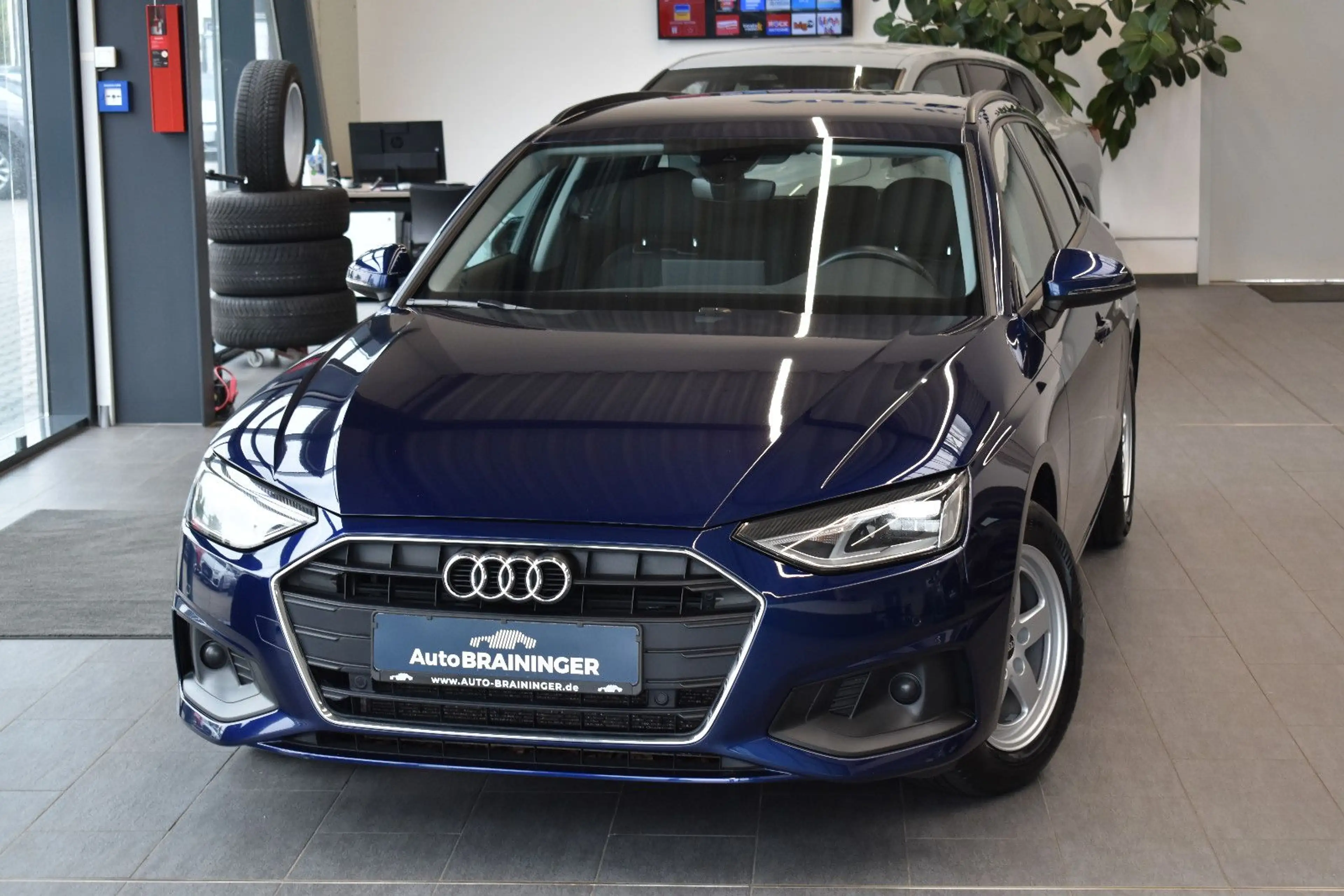 Audi A4 30TDI Avant S-tronic LED~Navi3D~PDC~DAB