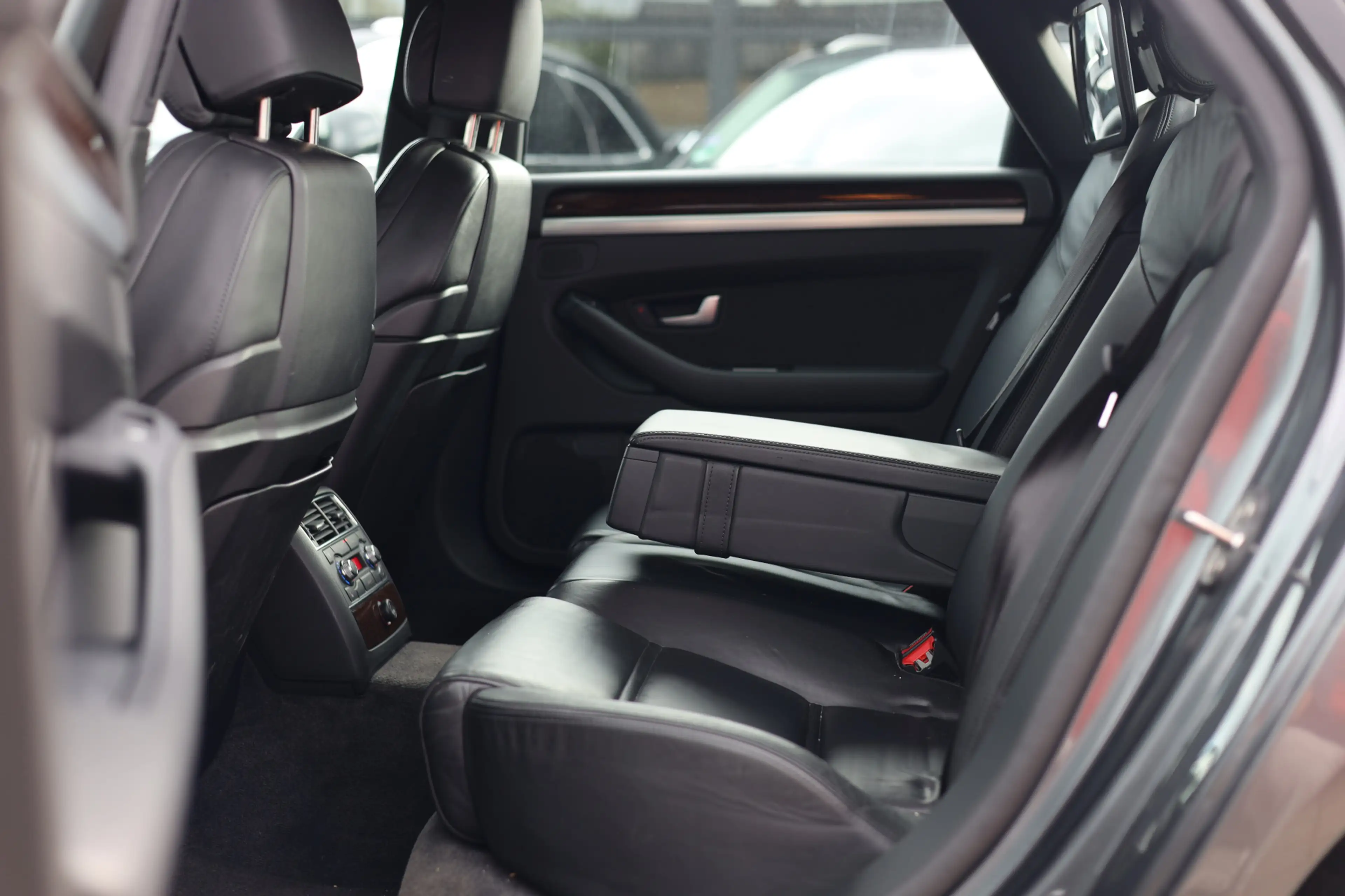 Audi A8 2.8 FSIe I LEDER I ACC I NAVI I 19 INCH — photo 13