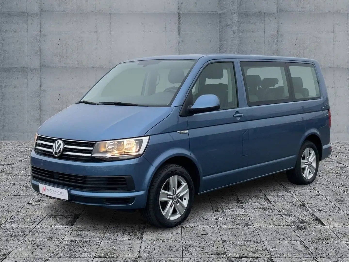Volkswagen T6 Multivan 2.0TDI DSG COMFORTLINE STDHZG+SITZE7 Blauw - 2