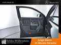 Mercedes-Benz GLA 200 d AMG/LED/AHK/DISTRONIC/Keyless/RfCam/EDW Schwarz - thumbnail 3
