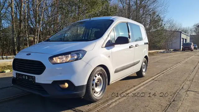 Ford Transit Courier 1.5 TDCI + KLIMA + 1.HAND + NAVi