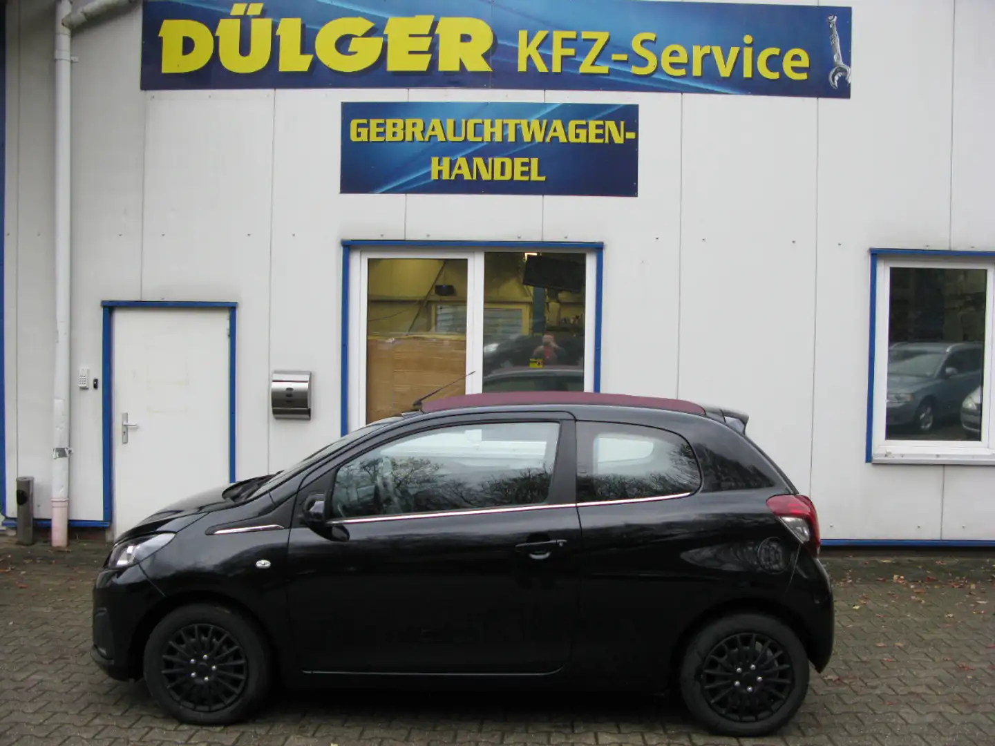 Peugeot 108 Active TOP MIT SCHIEBEDACH !!!!!!!!! Schwarz - 1